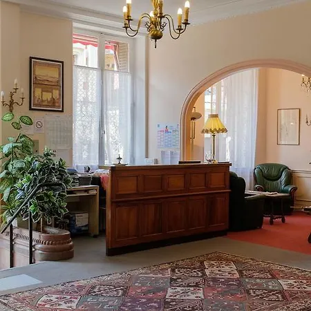 Hotel Castel Regina 2*