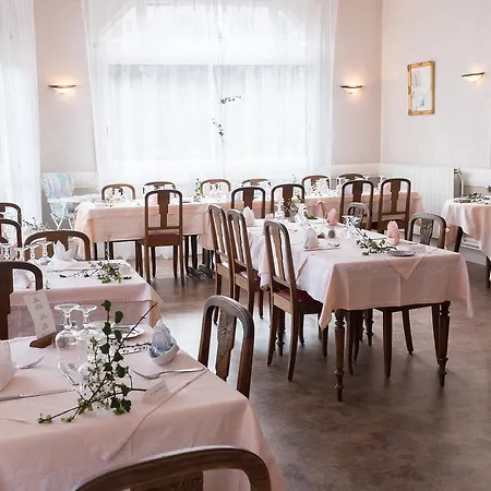 Castel Regina Hotel 2*